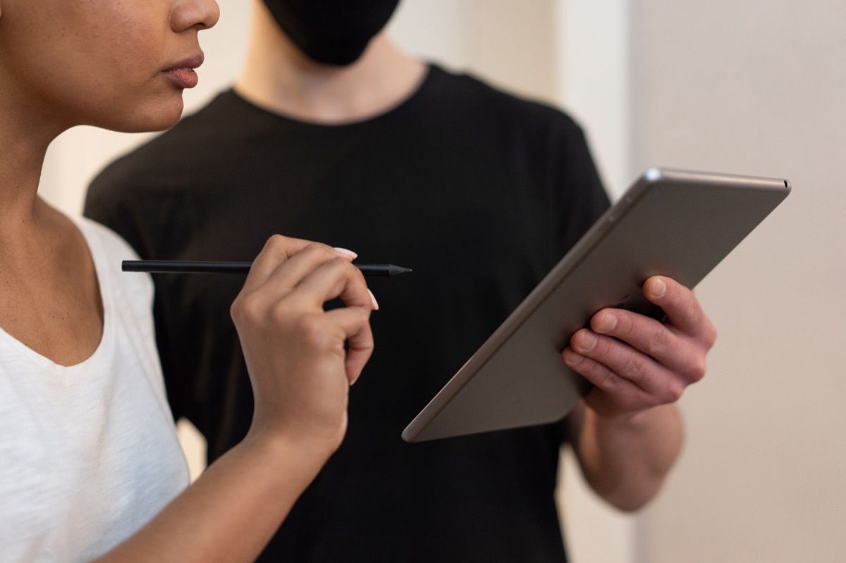 Digitale tablet met stylus voor creatief werk