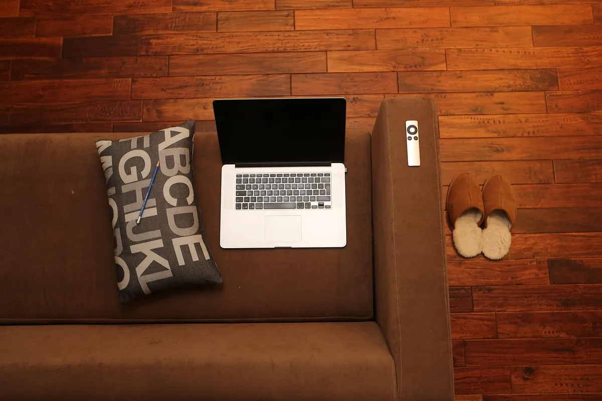 home office, notebook, home, couch, sofa, canapé, computer, laptop, technology, relaxed, mobile, macbook, apple, remote, hardwood floor, tumblr wallpaper, brown