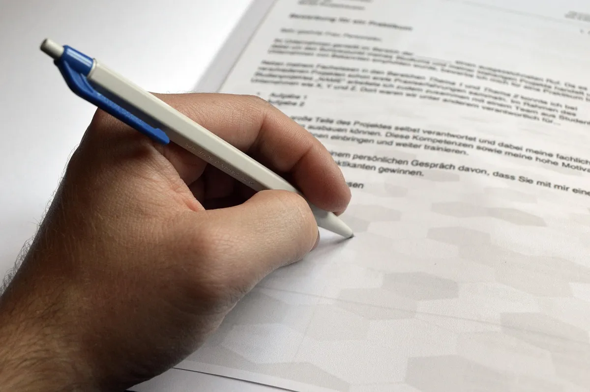 application letter, application, apply online, signature, letter of motivation, motivation letter, applications, looking for a job, place of work, unemployed, w