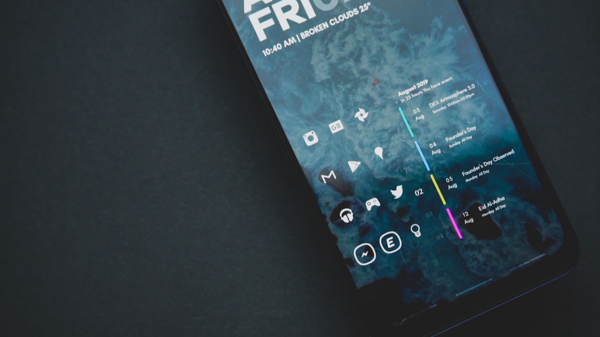 telefono con app de calendario