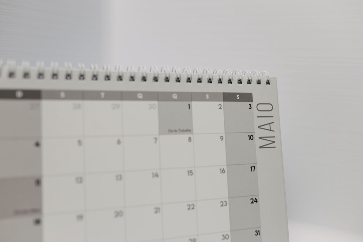 Calendário digital com tarefas marcadas